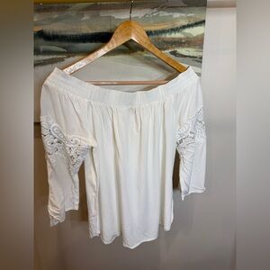 Willow & Clay Cream Off-Shoulder Blouse
